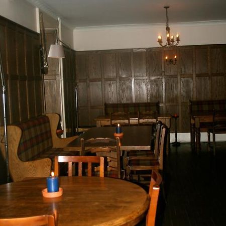 The Weem Inn Aberfeldy Exteriör bild