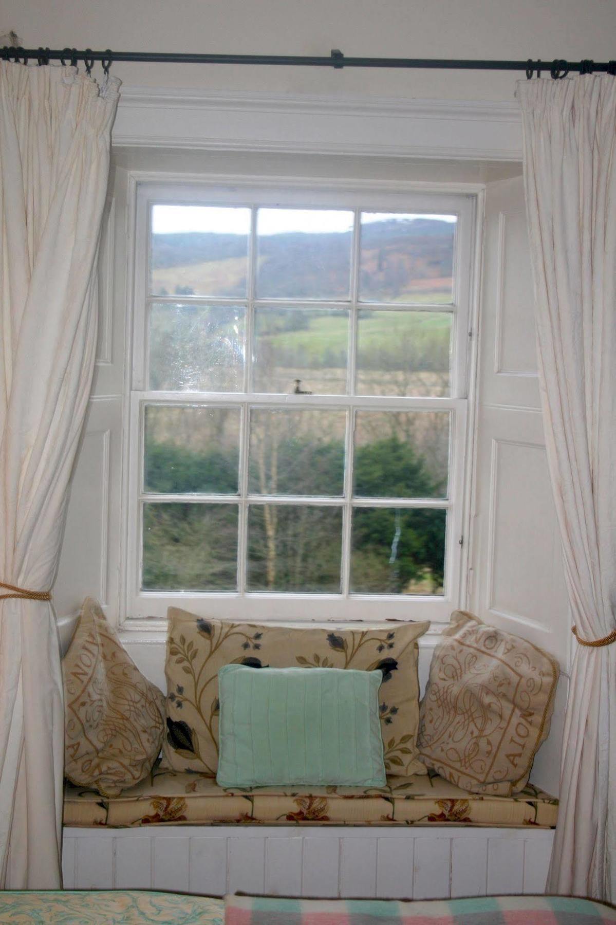 The Weem Inn Aberfeldy Exteriör bild